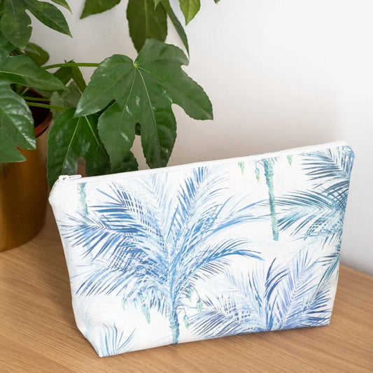 Trousse triangle en tissu Blue Palmes - L'Atelier de July