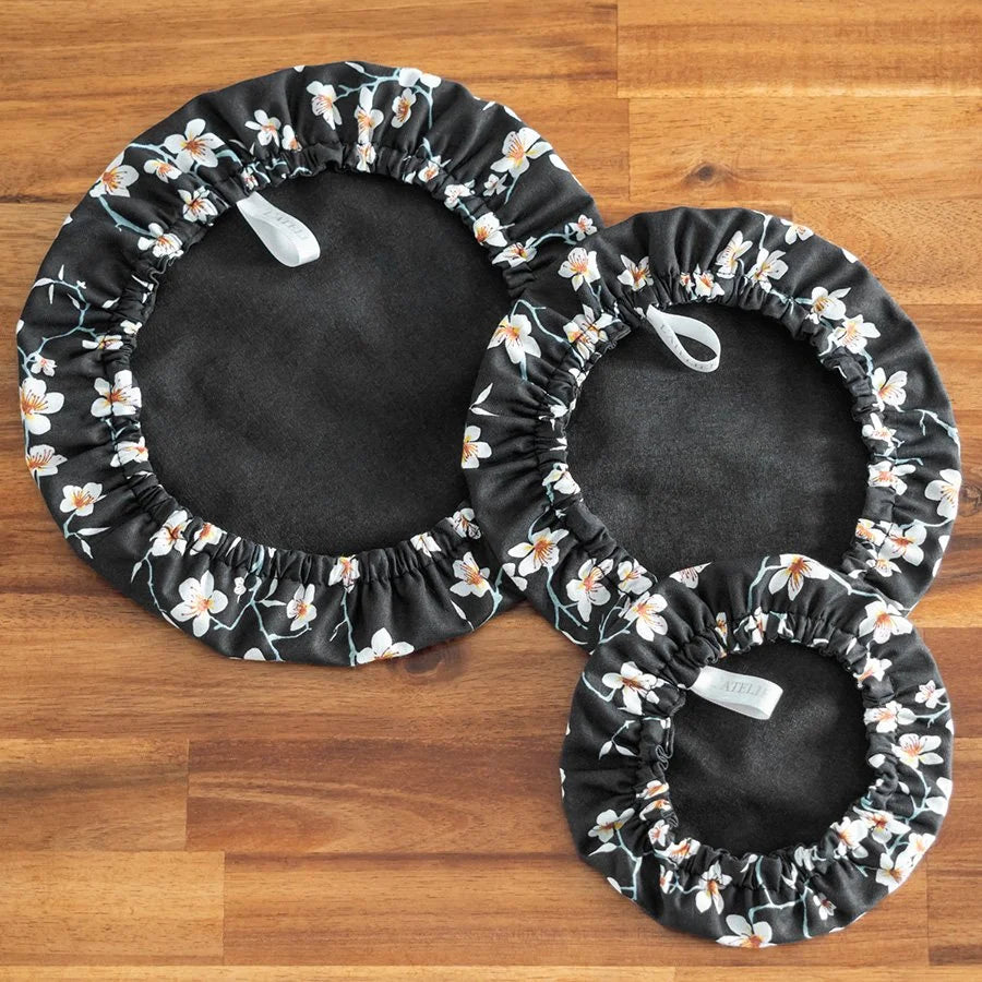 Charlotte / couvre-plat en tissu bio Cerisier Noir