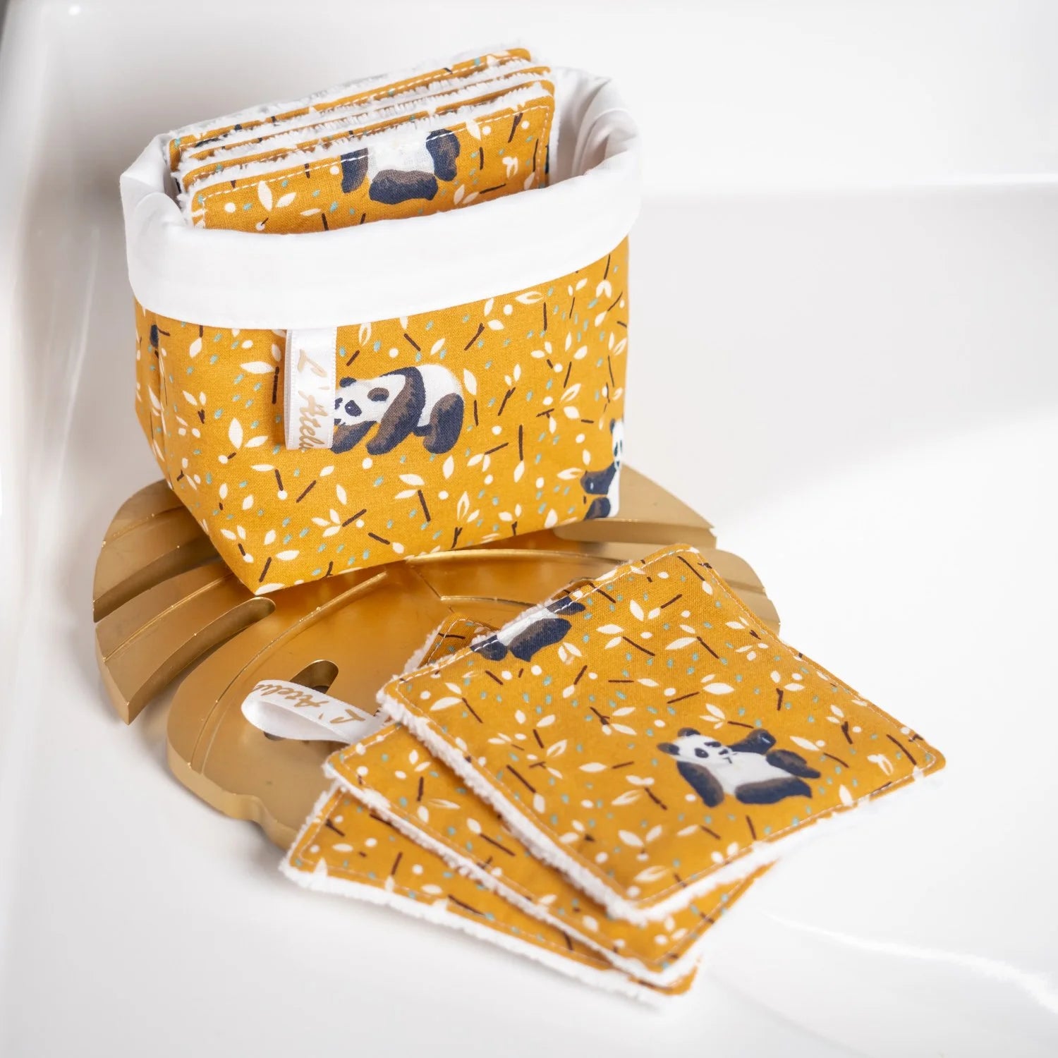 Coton lavable réutilisable en tissu et panier Panda - L'Atelier de July