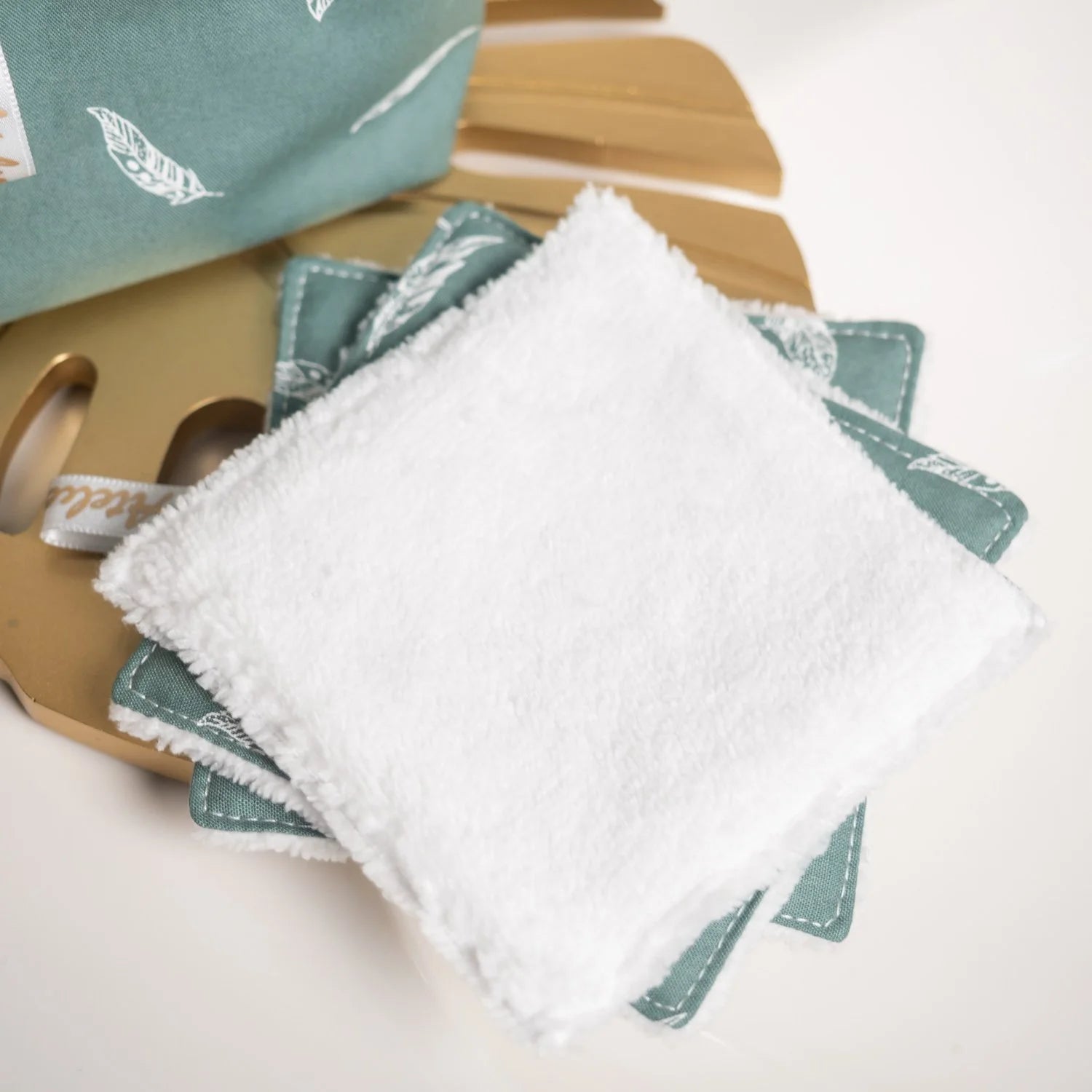 Coton lavable Bio et panier Plume d'eau