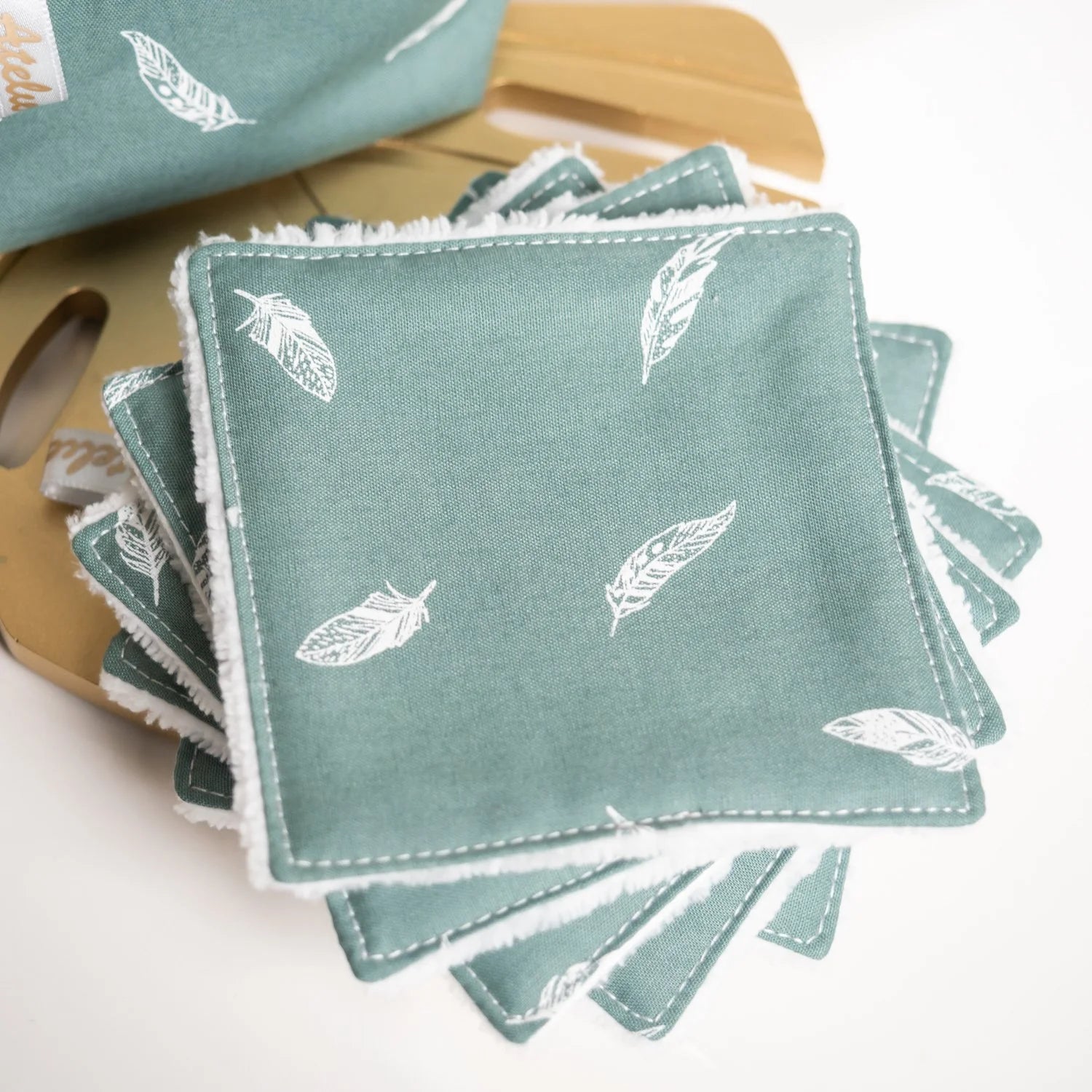 Coton lavable Bio et panier Plume d'eau