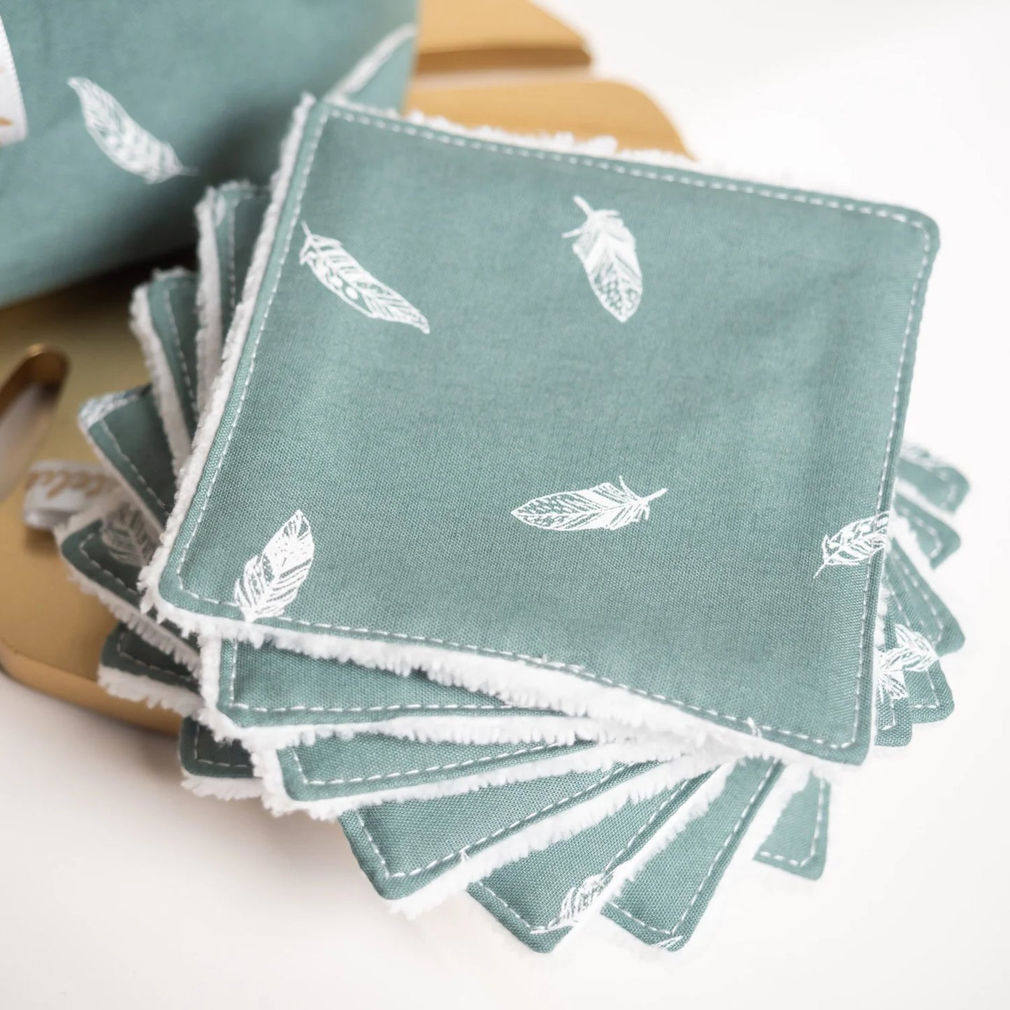 Coton lavable Bio et panier Plume d'eau