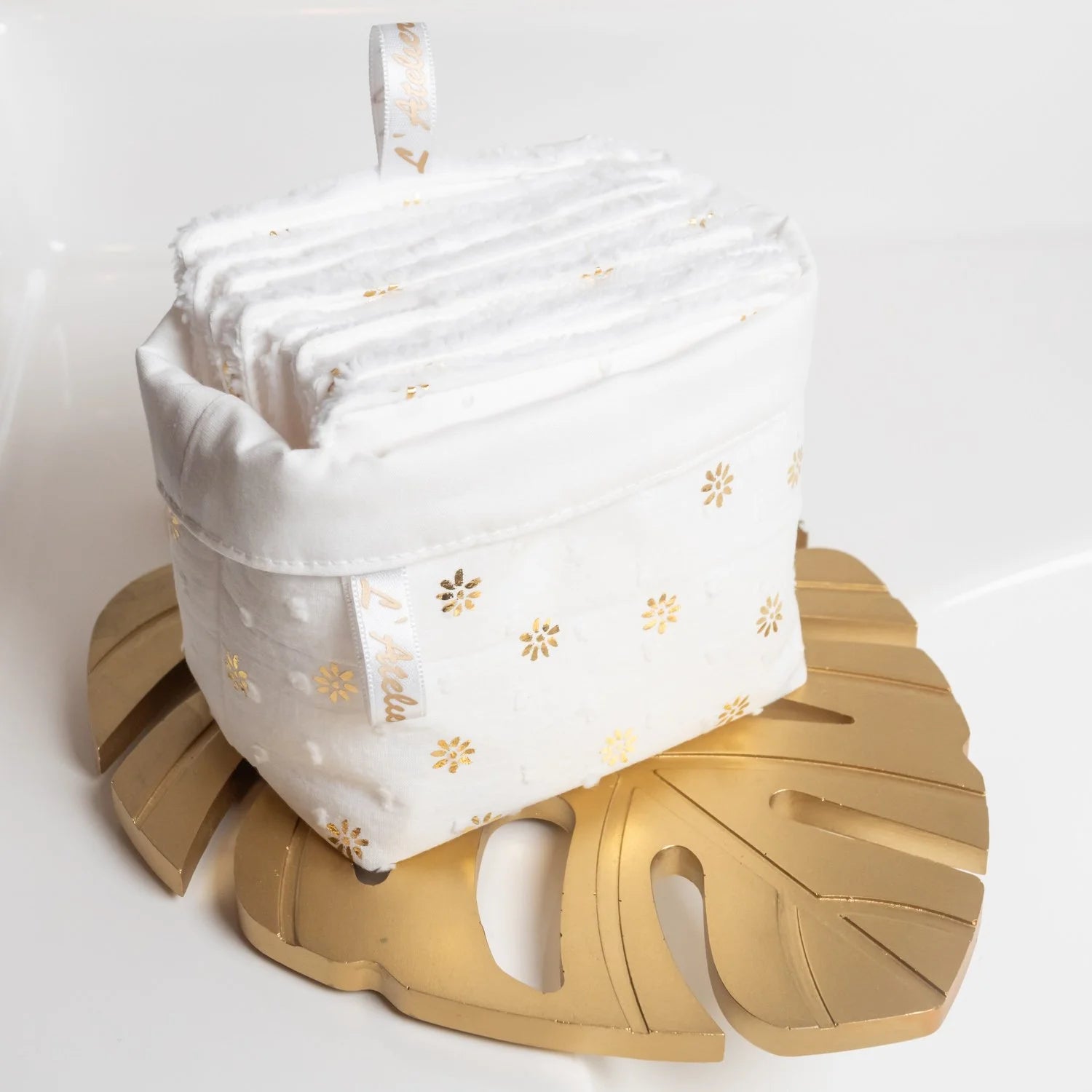 Coton lavable Bio et panier en plumetis Agathe Doré