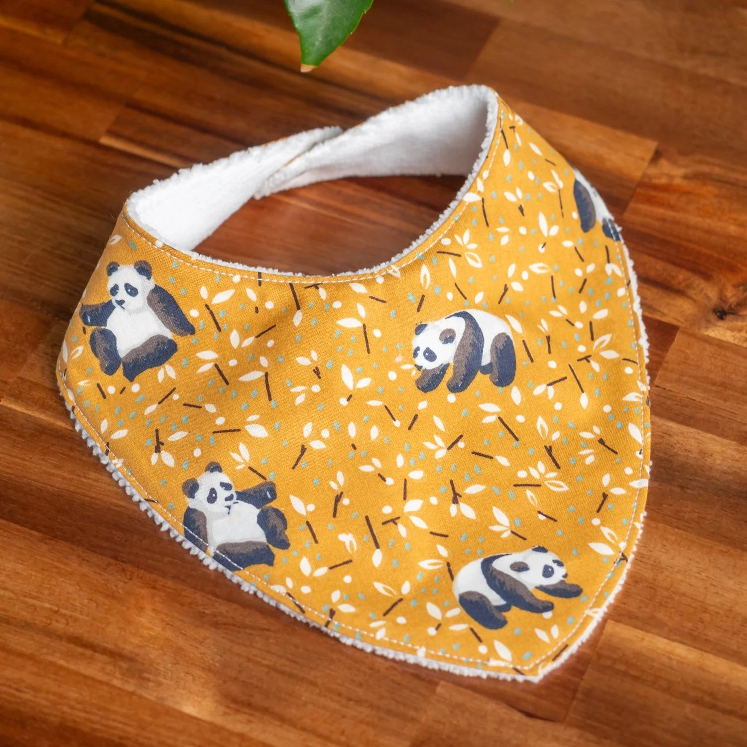 Bavoir bandana en tissu bio Oeko-Tex Panda - L'Atelier de July