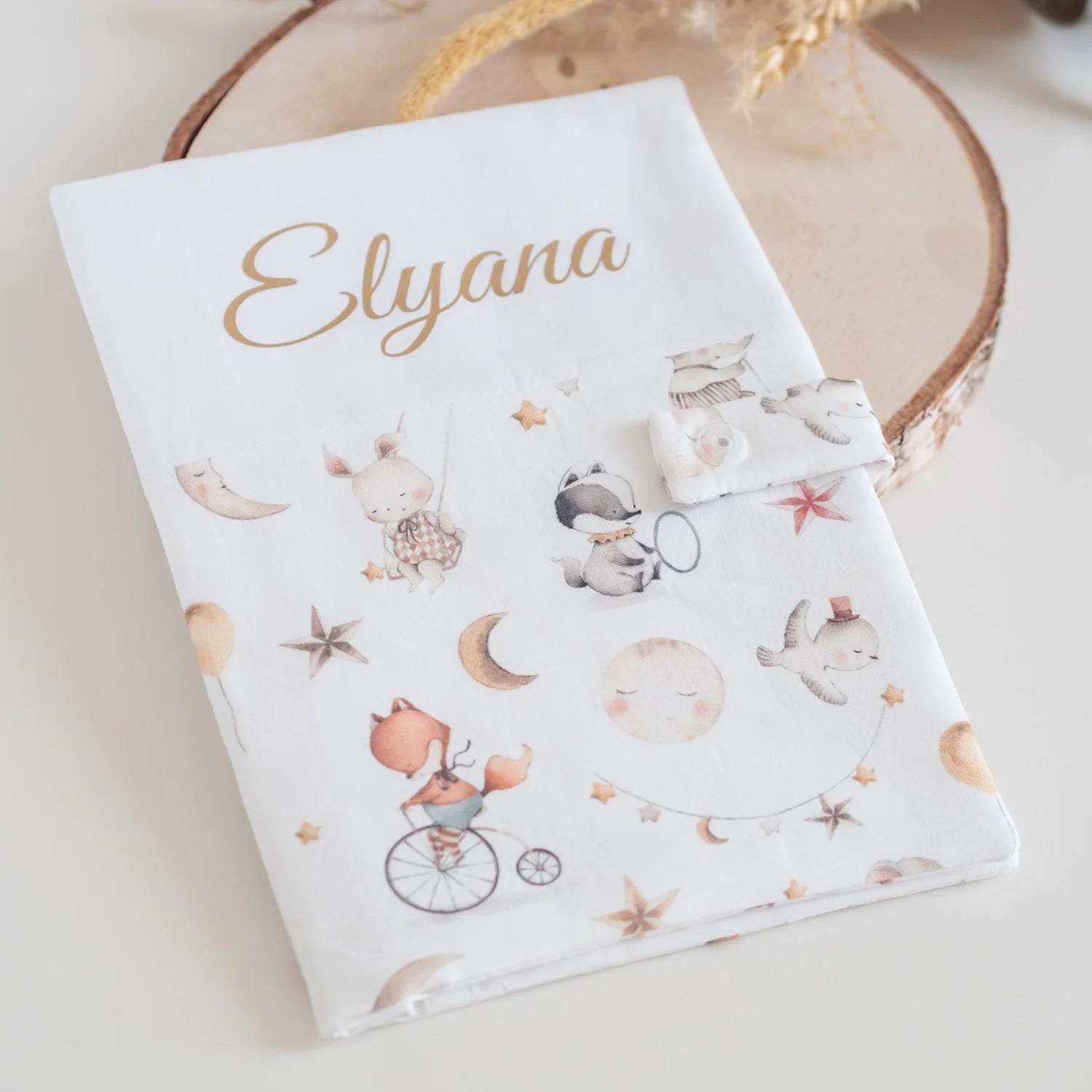 Protège carnet de santé Clair de lune - L'Atelier de July