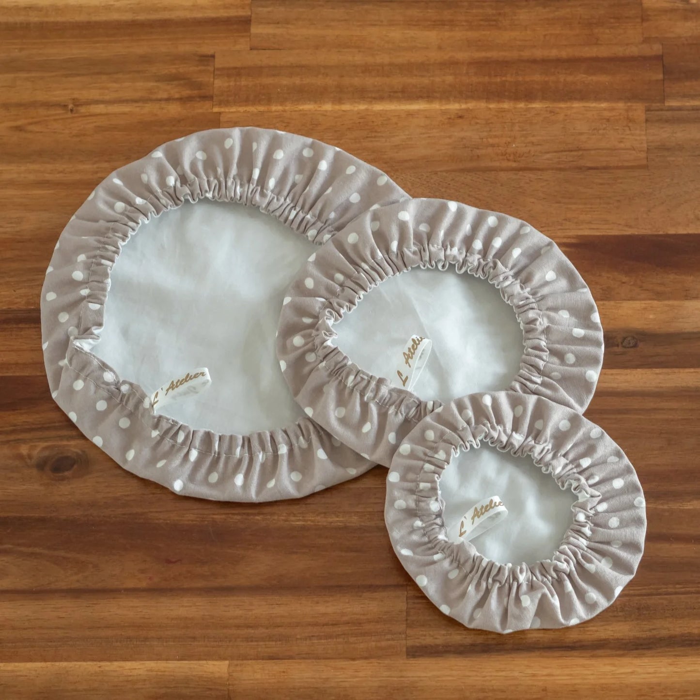 Charlotte / couvre-plat en tissu Pois Taupe