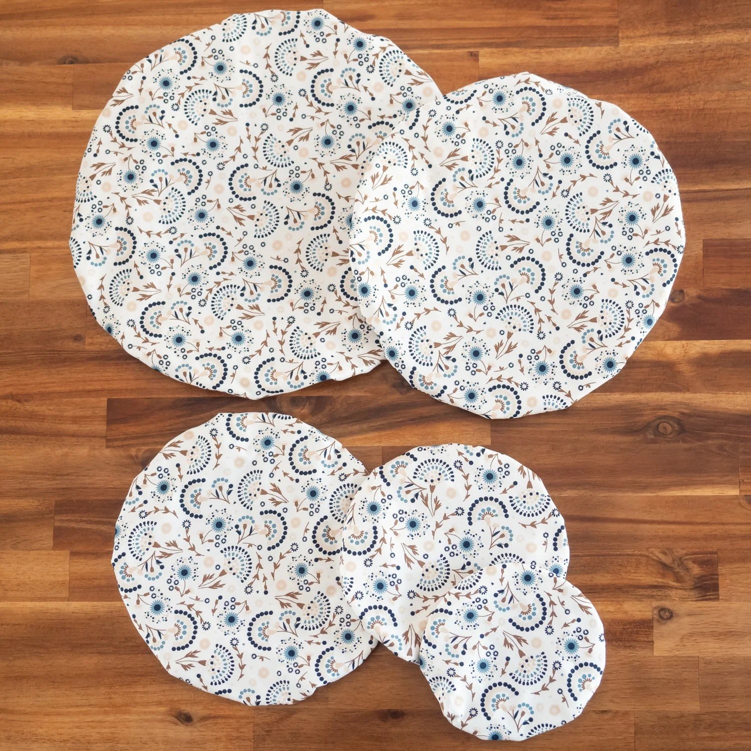 Charlotte / couvre-plat en tissu bio "White Éventail"