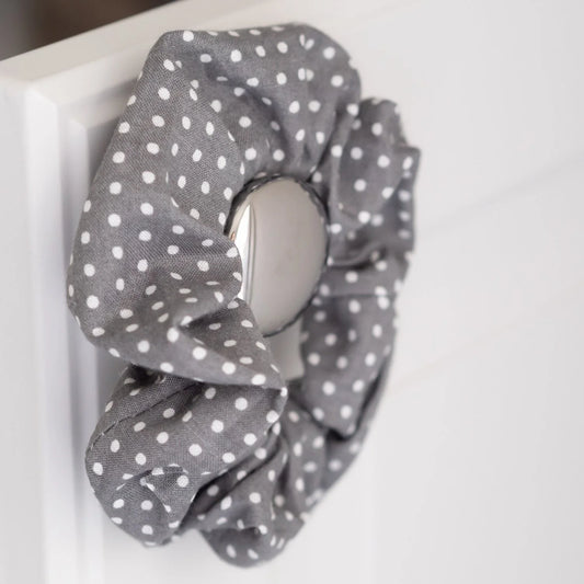Chouchou en tissu Bio Gris Pois fait main pour femme ou enfant - L'Atelier de July