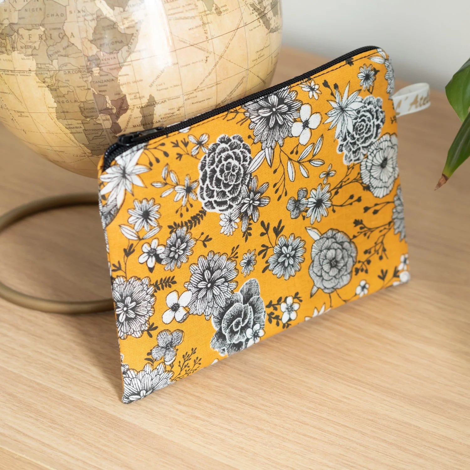 Pochette à main plate Bio « Mustard »