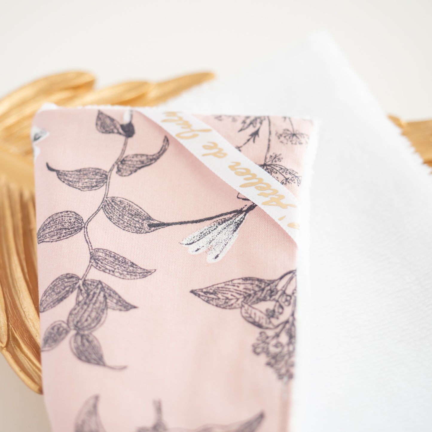 Serviette visage en tissu L’Herboriste rose - L'Atelier de July